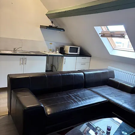 Anne Πανσιόν Mellet